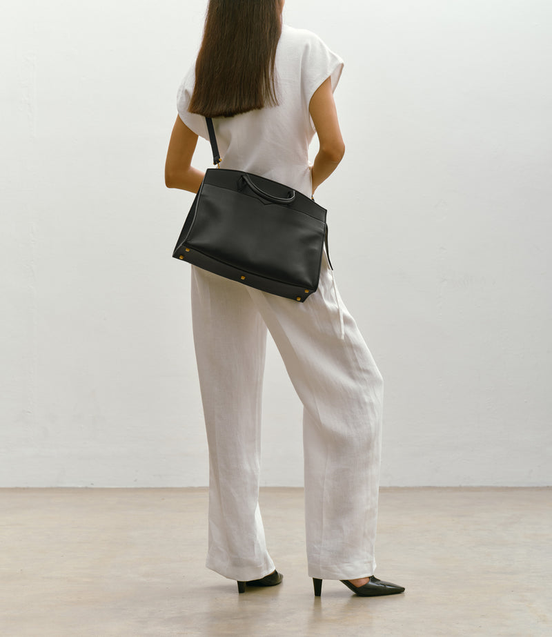 Pendulum 36 Buttery Nappa Black