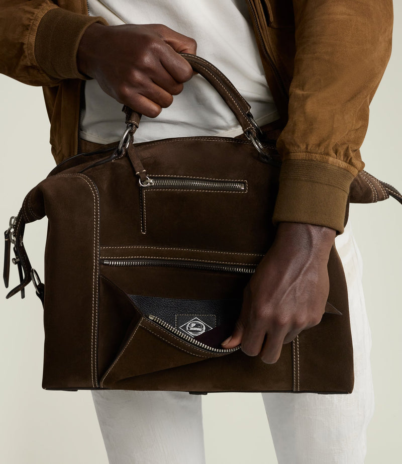 INDIANA JONES™ Vagabond Messenger Chocolate Suede