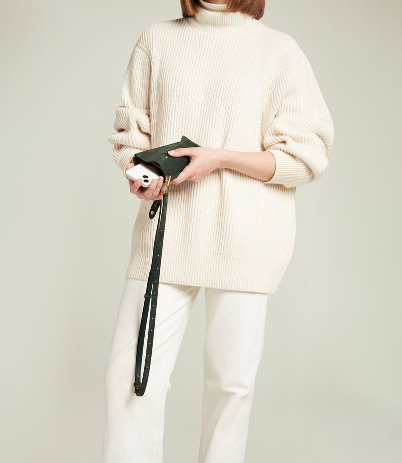 Minimalist Double Suede Emerald