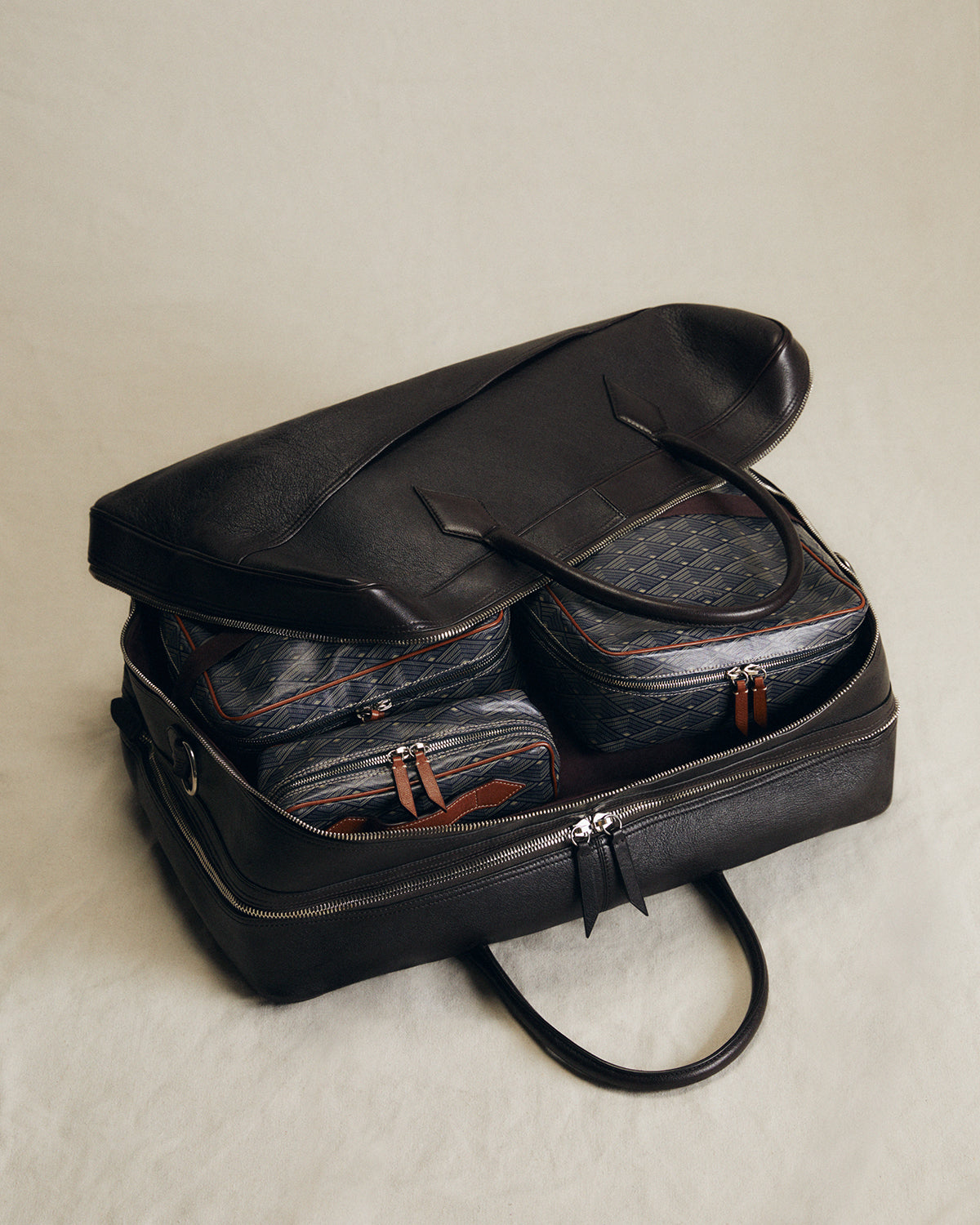 Long Haul Toiletry Bag Signature Canvas Navy