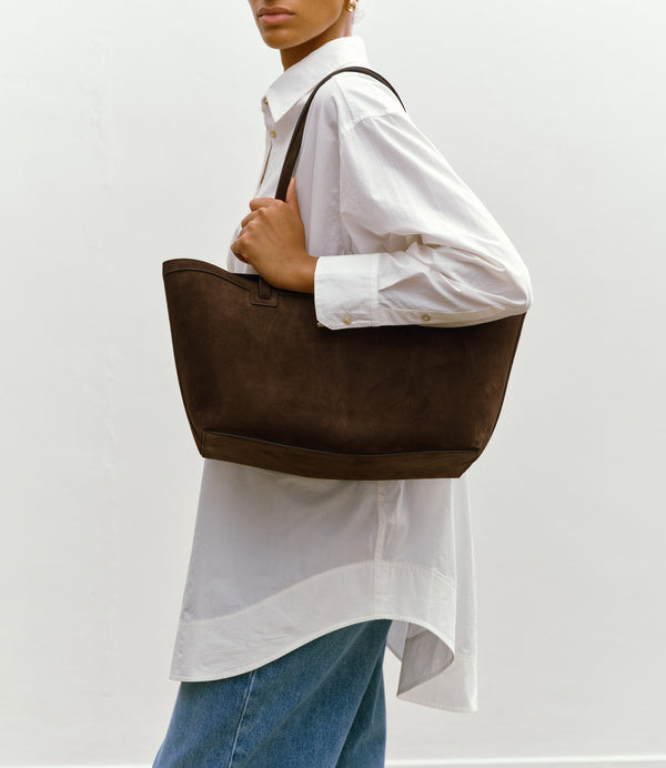 Cala 32 Suede Chocolate