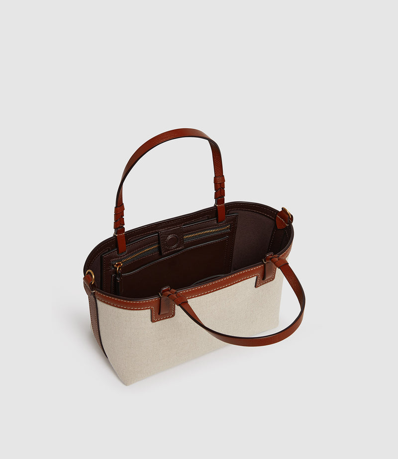 Cala 21 Natural Linen with Cognac