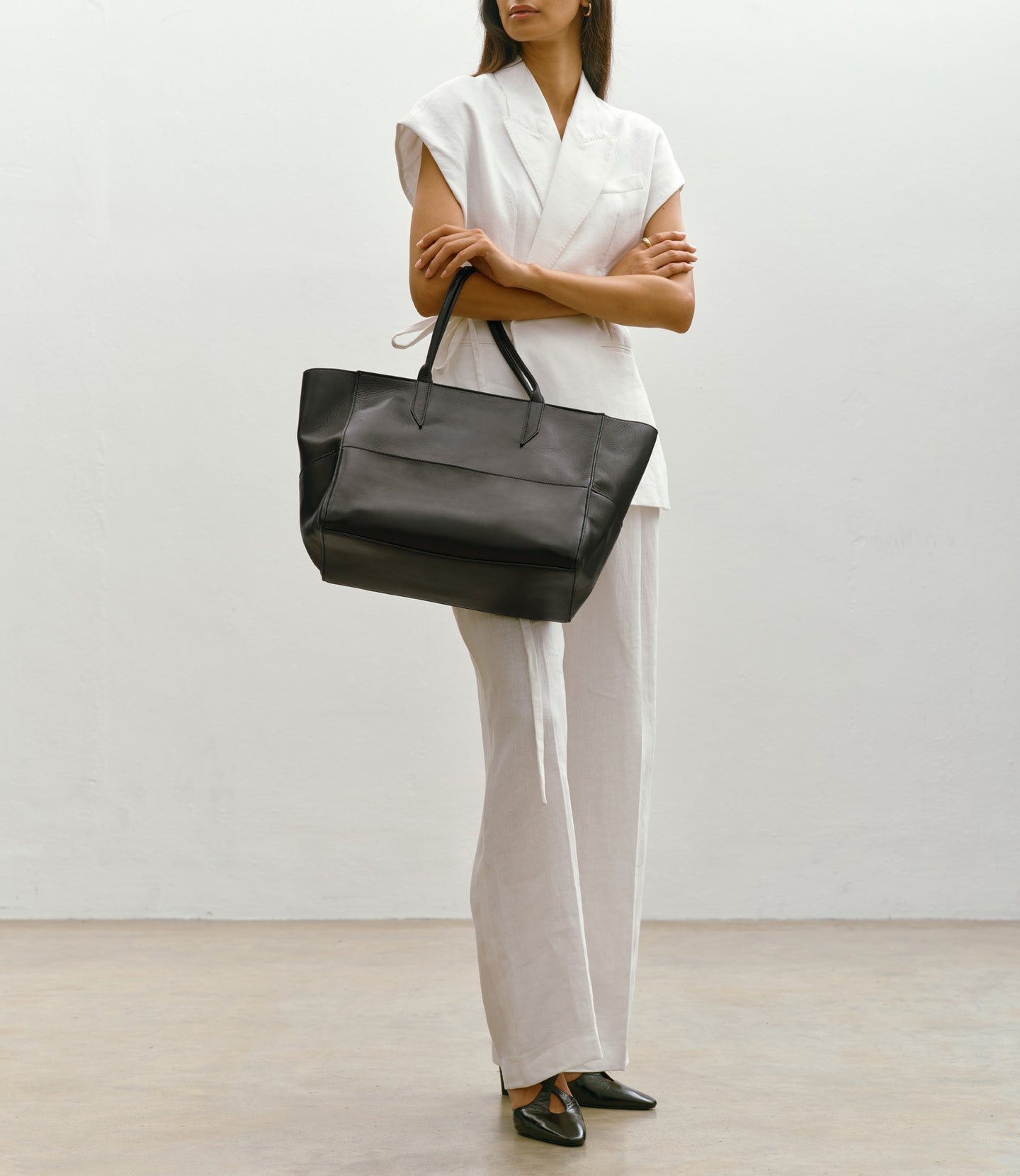 Incognito Small Smooth Calfskin Black