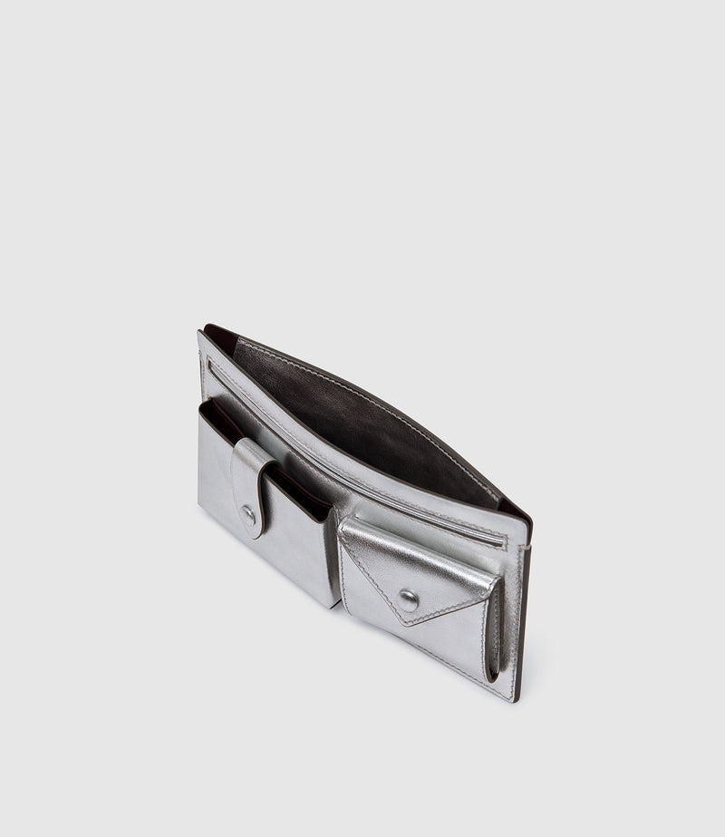 ISSIMO | Métier Inside Out Wallet Metallic Calfskin Silver
