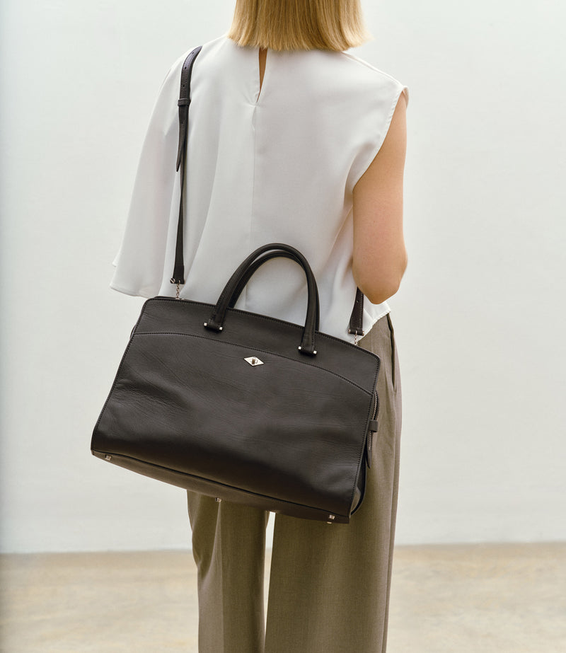 Private Eye Large Marianne Black