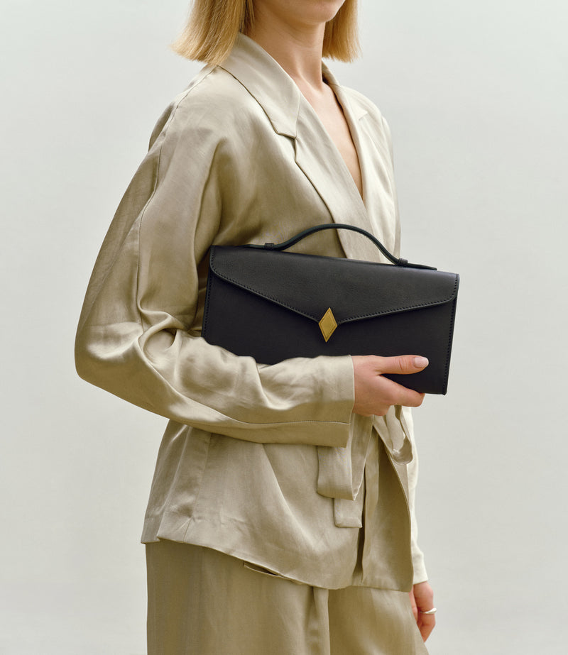 Edge Clutch Supple Calfskin Black