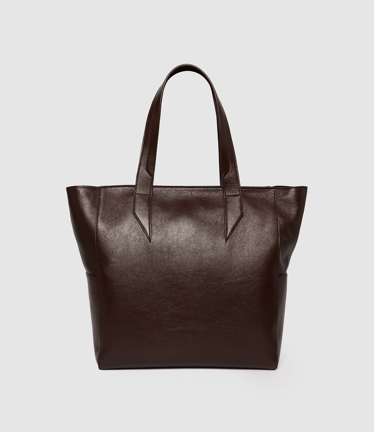 Passerby North-South Elvis Walnut