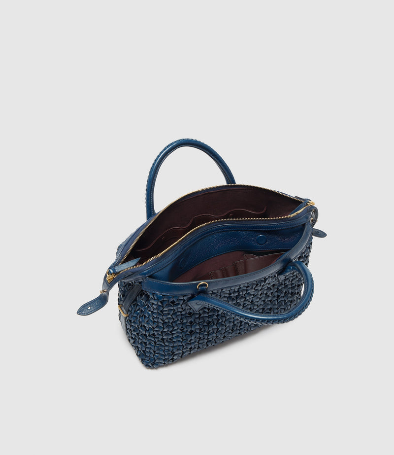 Collector's Edition: Vérité City Small Meribel Woven Sapphire 9/10