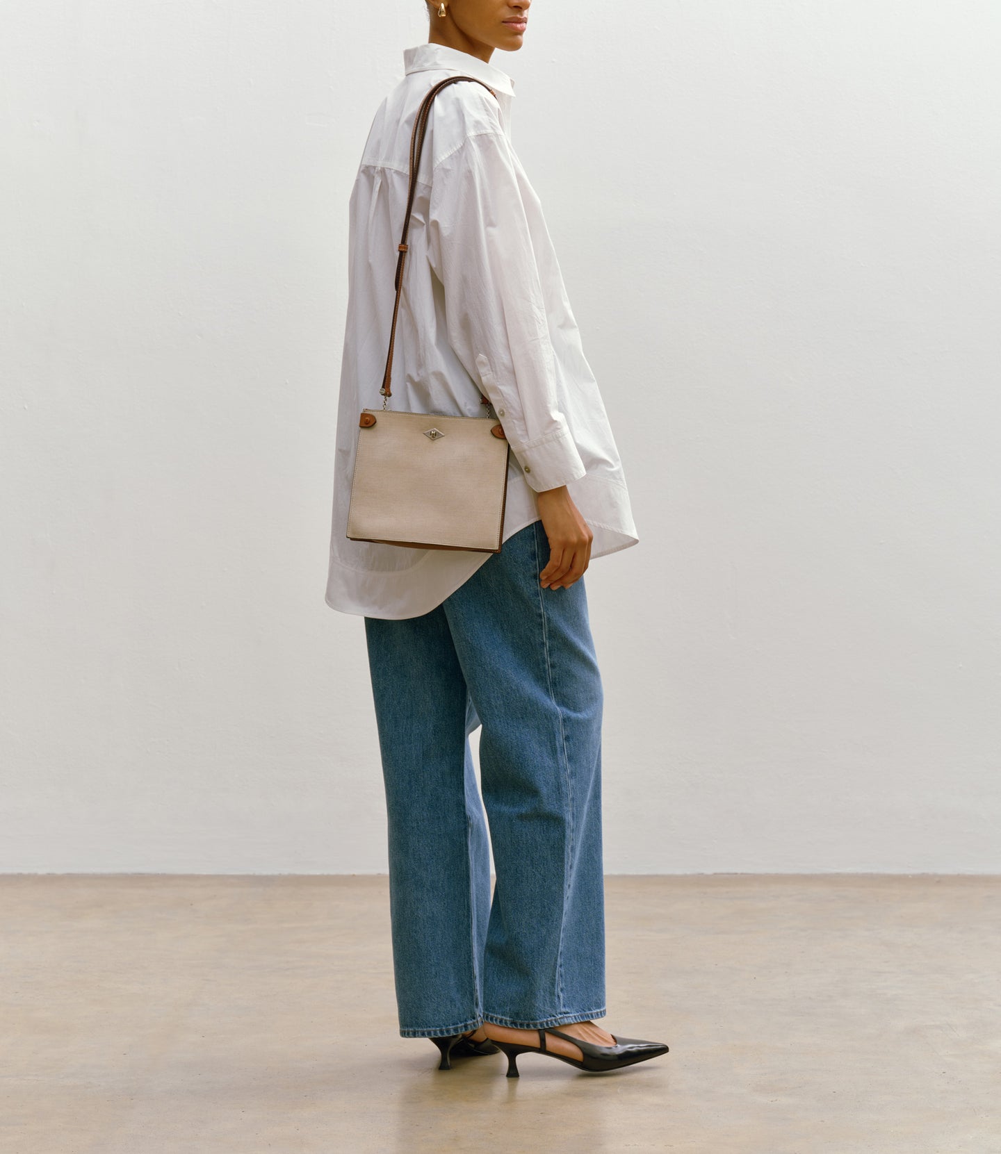 Stowaway Crossbody Natural Linen with Cognac Silver Hardware