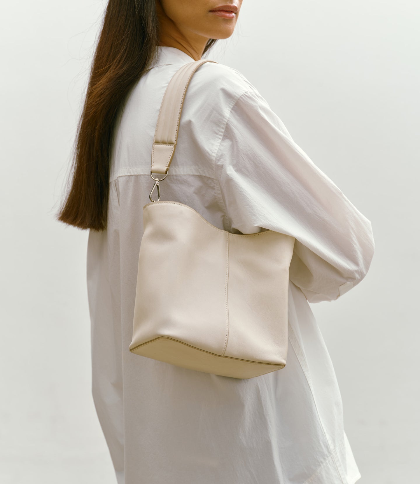 Twist 18 Supple Calfskin Bianco