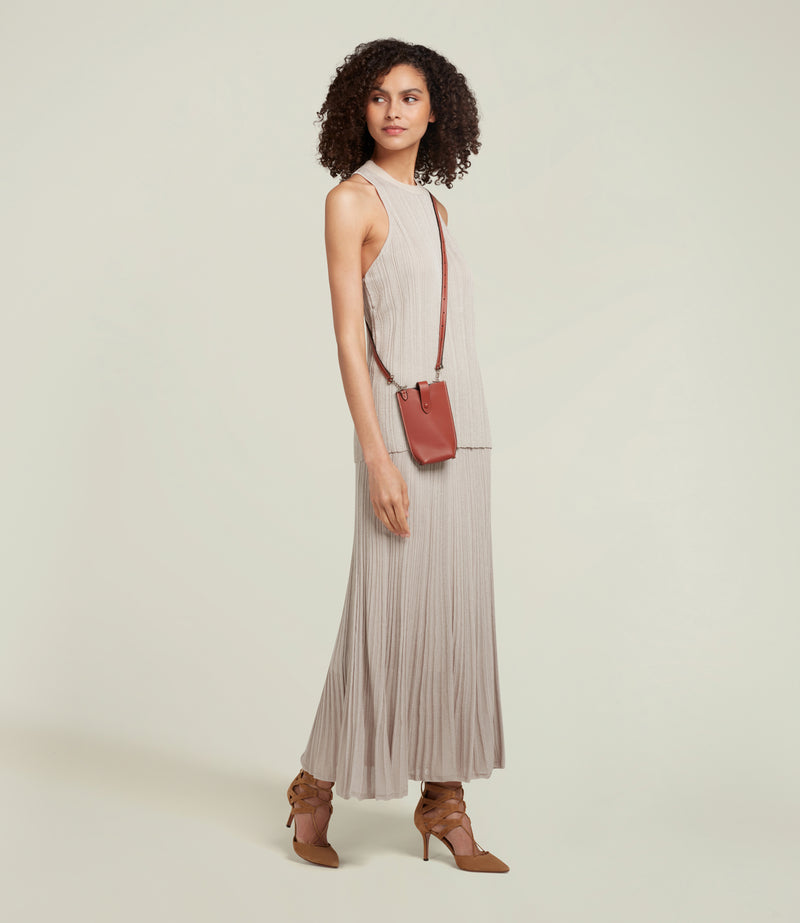 Minimalist Smooth Calfskin Sienna