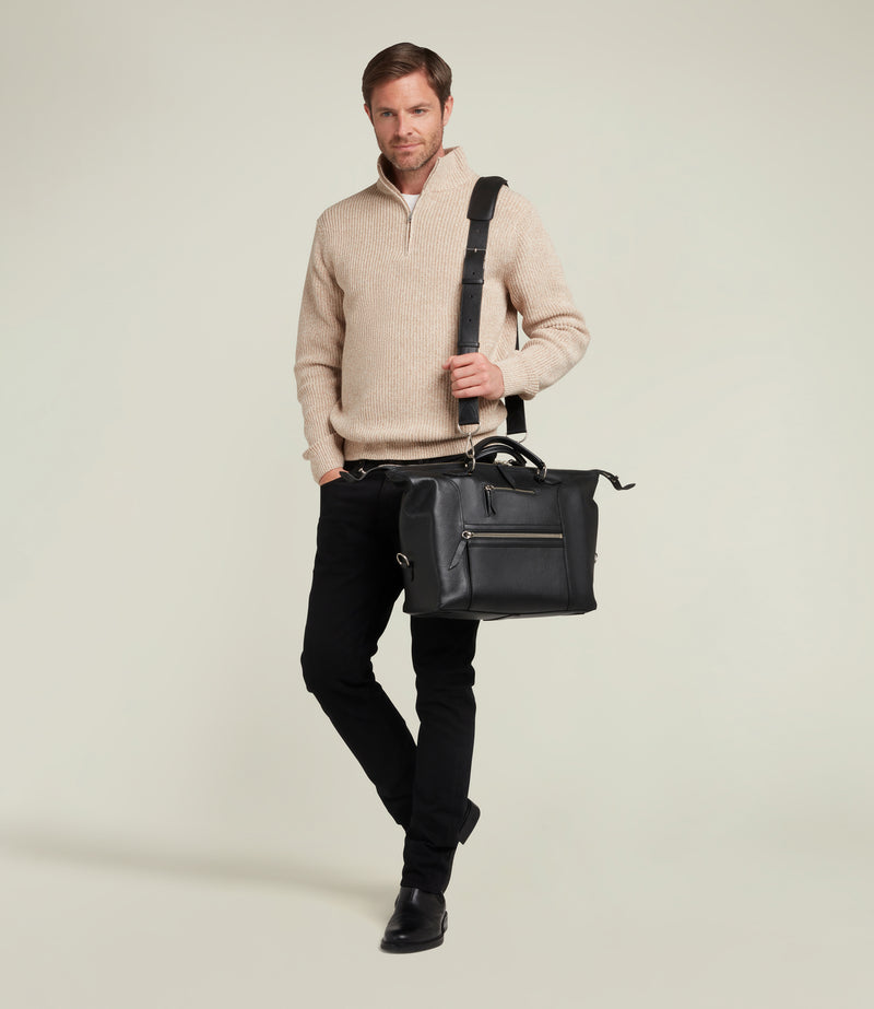 Vagabond Messenger Buffalo Black